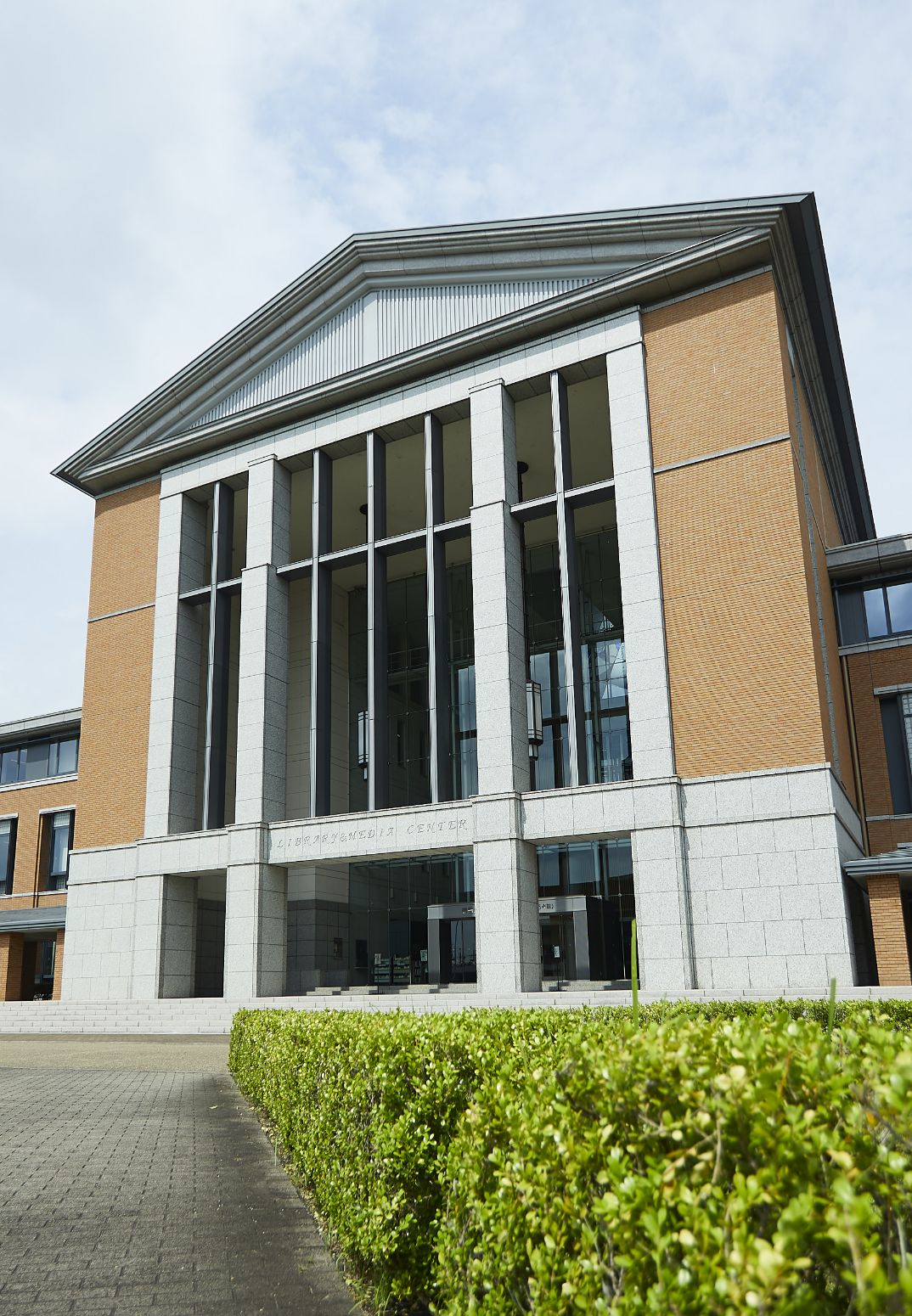 Library & Media Center (Building 5)