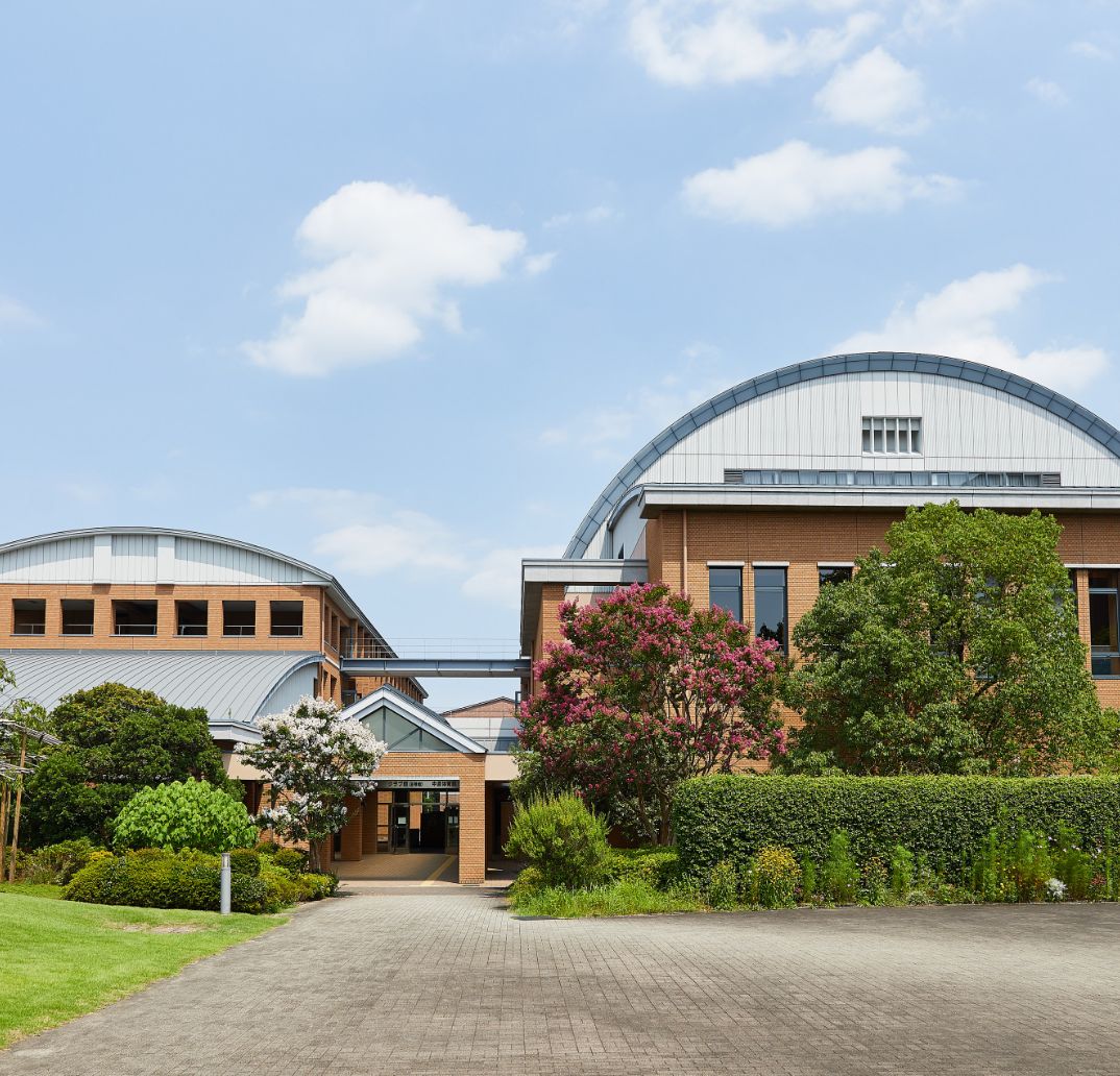 Student Club Building (Building 8)